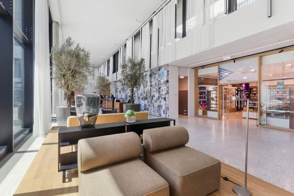 Design Apartment With Amazing View Over Wina Bagian luar foto